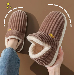 Pantoufles fourrées pour femme et homme - Livraison offerte