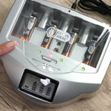 1 testeur de piles universel  + 1 chargeur de piles universel avec écran LCD - Livraison offerte