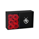 Collier coeur orné de Zirconium livré dans une boîte à bijoux avec 6 roses éternelles rouge - Livraison offerte