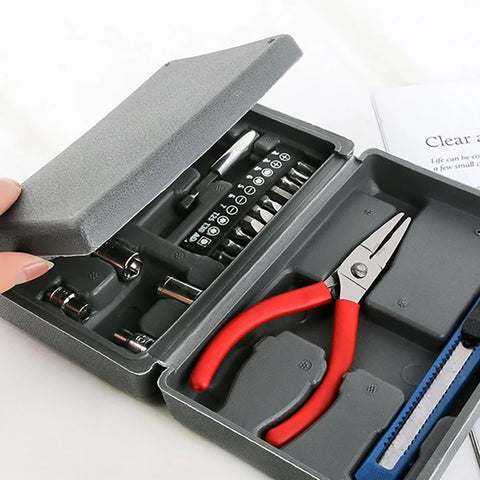 Ensemble d'outils de 23 pièces :  6 tournevis de précision + 1 Clé à douille à 5 têtes + 10 têtes de tournevis + 1 cutter + 1 pince - livraison offerte