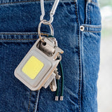 Porte-clés Lampe de poche 30 LED rechargeable et magnétique 7 en 1 - Livraison offerte