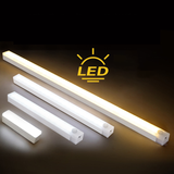 Lampe LED rechargeable avec détecteur de mouvement à intensité réglable fixable avec adhésif - Livraison offerte
