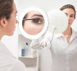 Miroir grossissant à LED avec bras flexible et ventouse - Livraison Gratuite