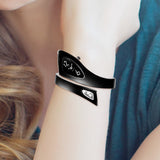 Montre pour Femme Lyana bracelet metal noir ornée de cristaux Autrichiens - Livraison Offerte